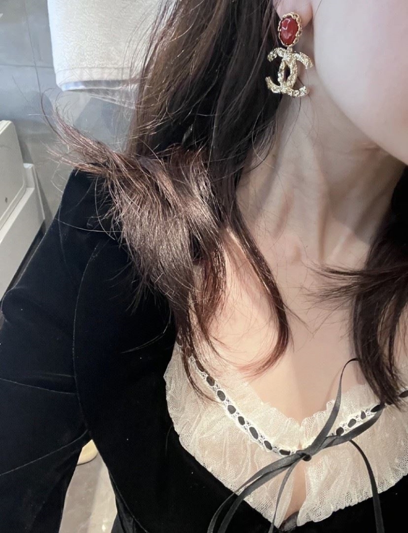 Ch**el earrings